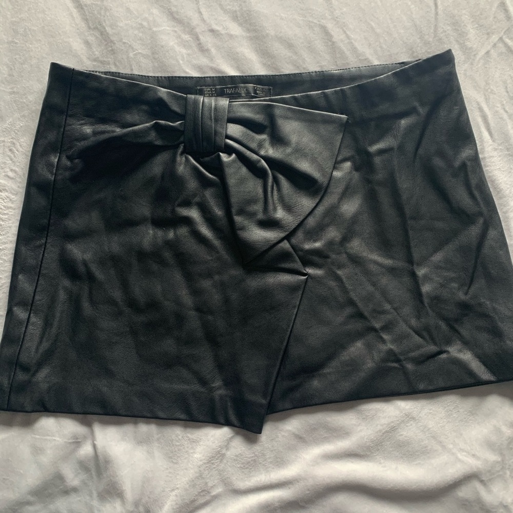 Zara pleather mini skirt